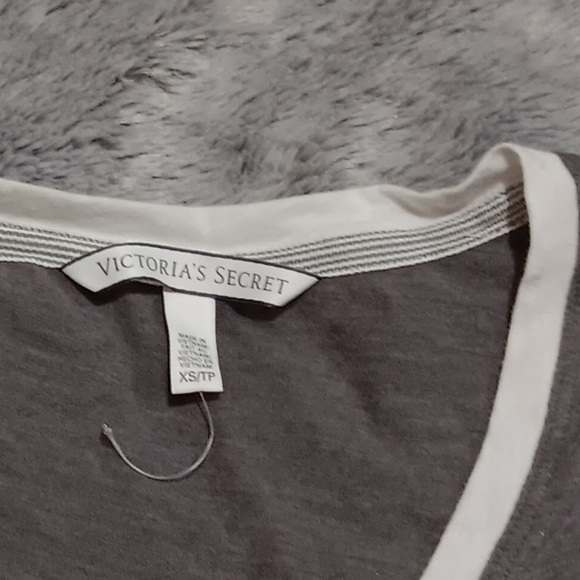 VS/Pink - Picture 10 of 12